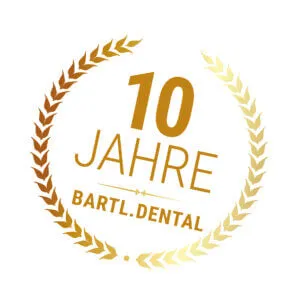 Siegel 10 Jahre Bartl Dental, 2015 bis 2025